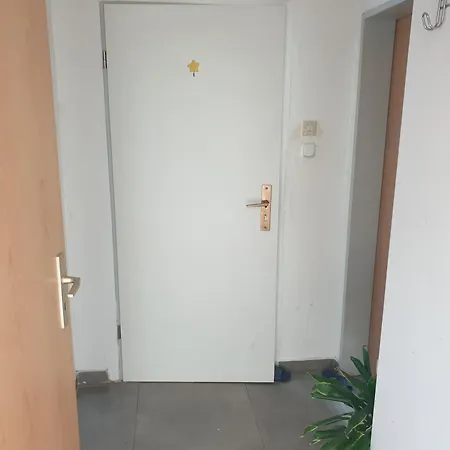 Apartment In Gelsenkirche With Free Parking Wifi Amazon Prime Video Gelsenkirchen